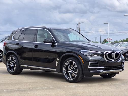 Black Sapphire Metallic 2023 BMW X5