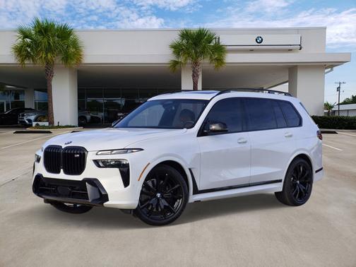 2025 BMW X7 