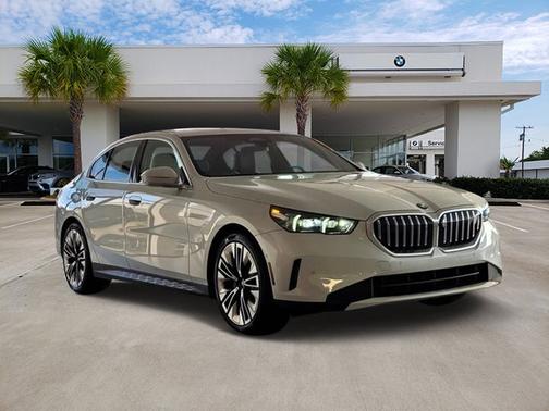 2024 BMW 530 
