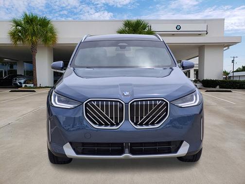 Arctic Race Blue metallic 2025 BMW X3