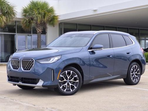 Arctic Race Blue metallic 2025 BMW X3
