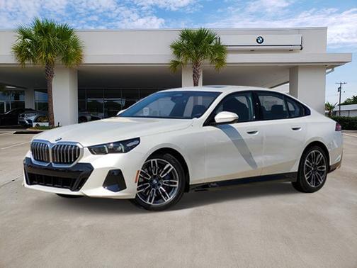 2025 BMW 530 