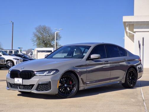 2022 BMW 530 