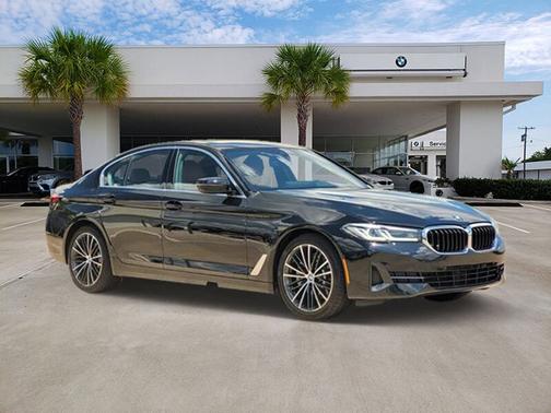 2022 BMW 530 