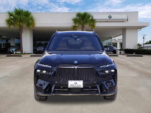 2024 BMW X7 
