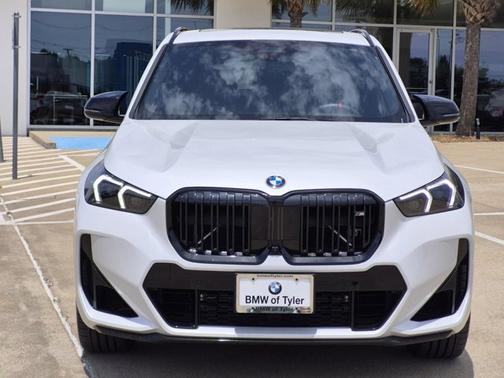Mineral White Metallic 2025 BMW X1