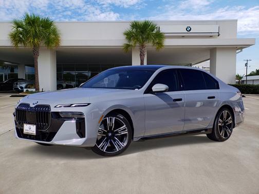 2024 BMW 760 