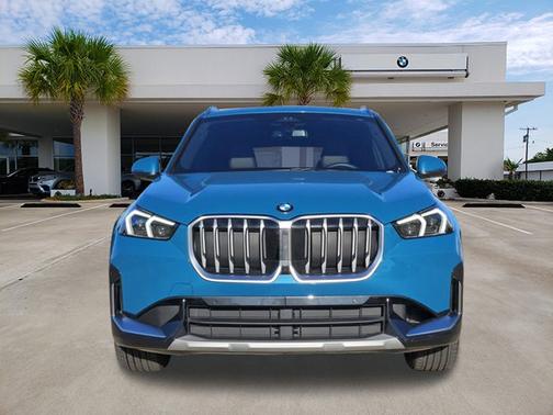 2025 BMW X1 