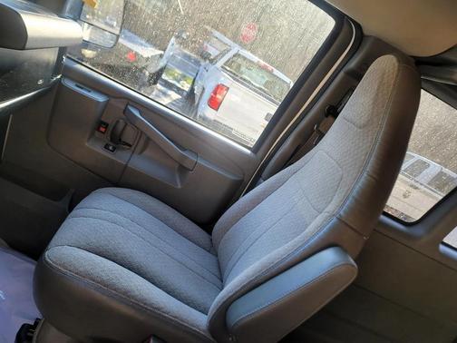 2016 Chevrolet Express 3500 LT