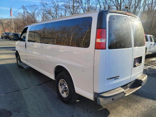 2016 Chevrolet Express 3500 LT