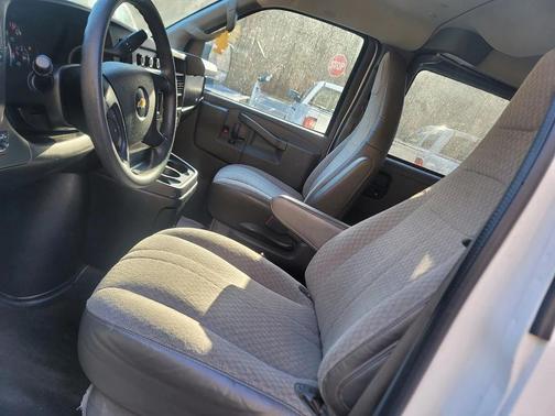 2016 Chevrolet Express 3500 LT