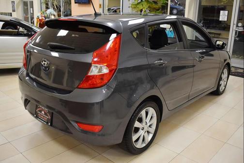 2013 Hyundai Accent SE