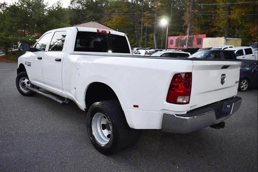 2018 RAM 3500 Tradesman Crew Cab 4x4 8' Box