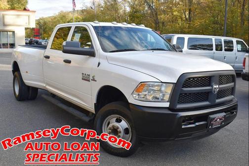 2018 RAM 3500 Tradesman Crew Cab 4x4 8' Box