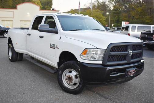 2018 RAM 3500 Tradesman Crew Cab 4x4 8' Box