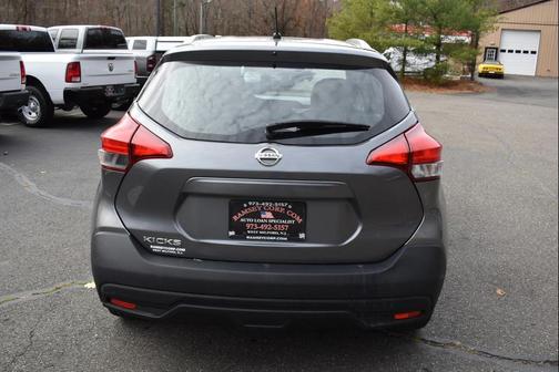 2019 Nissan Kicks SV