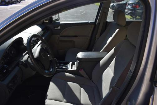 Beige 2008 Mercury Sable Base