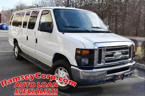 2014 Ford E350 Super Duty XLT