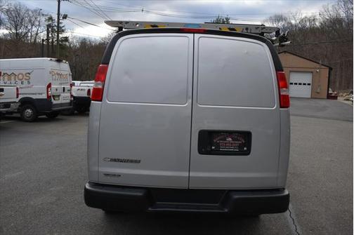 2020 Chevrolet Express 2500 RWD 2500 Regular Wheelbase WT