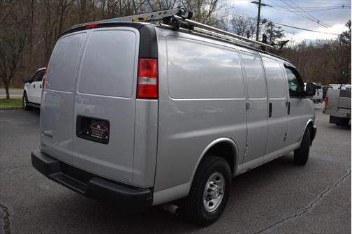 2020 Chevrolet Express 2500 RWD 2500 Regular Wheelbase WT