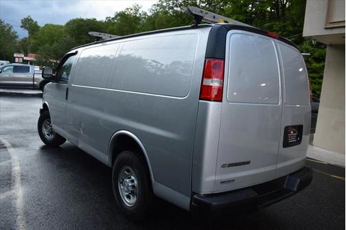 2020 Chevrolet Express 2500 RWD 2500 Regular Wheelbase WT