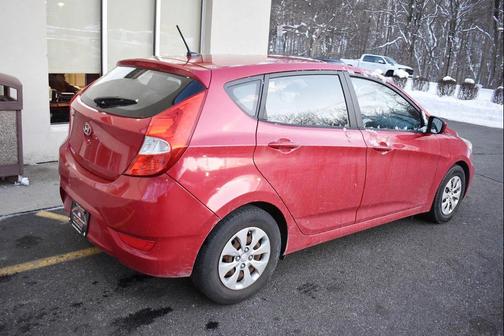 2016 Hyundai Accent Sport