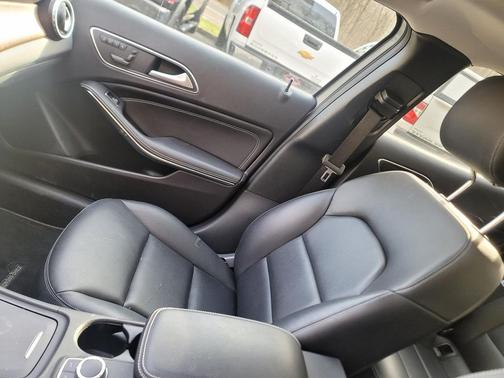 Gray 2015 Mercedes-Benz GLA-Class 4MATIC