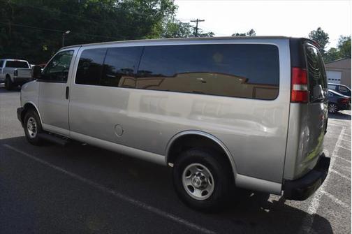 2018 Chevrolet Express 3500 LS
