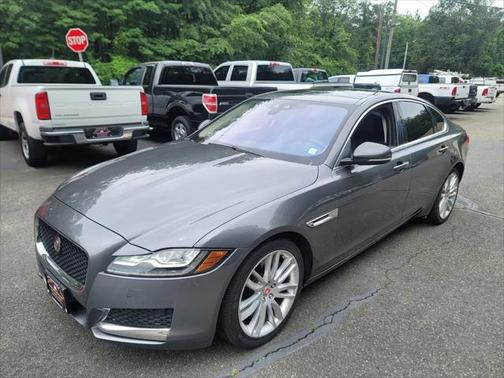 2017 Jaguar XF 35t Prestige
