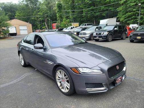 2017 Jaguar XF 35t Prestige