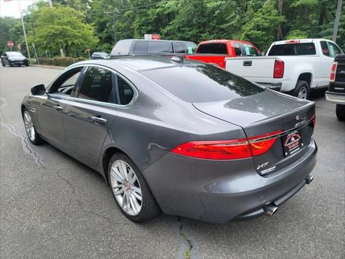 2017 Jaguar XF 35t Prestige