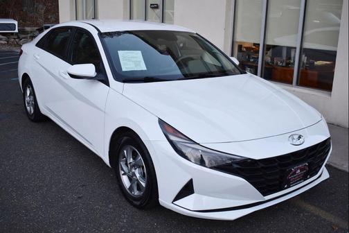 2021 Hyundai ELANTRA SE