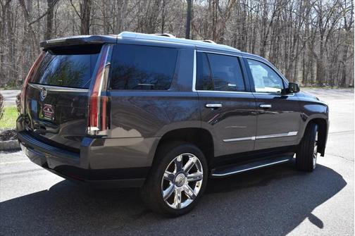 2015 Cadillac Escalade Luxury