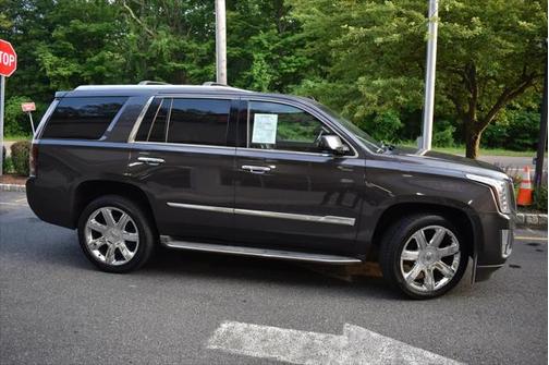 2015 Cadillac Escalade Luxury