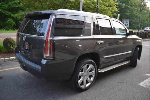 2015 Cadillac Escalade Luxury