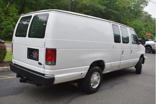 2008 Ford E350 Super Duty Base
