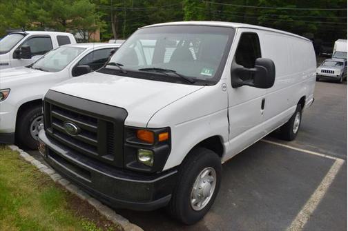 2008 Ford E350 Super Duty Base