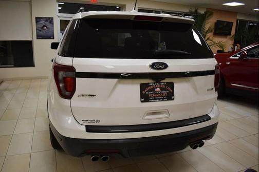 2018 Ford Explorer Sport