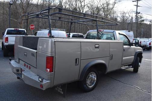 2002 Chevrolet Silverado 3500 LS