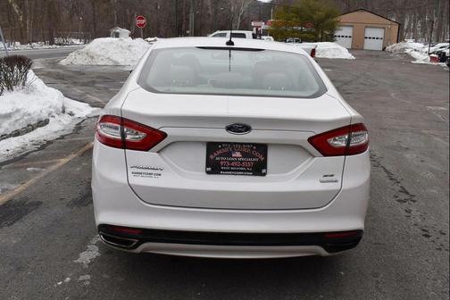 2015 Ford Fusion SE