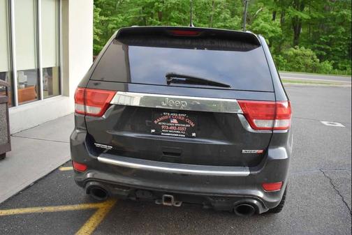 Brilliant Black Crystal Pearlcoat 2012 Jeep Grand Cherokee SRT8