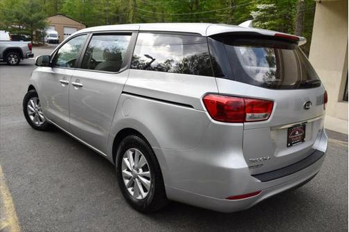 2018 Kia Sedona L