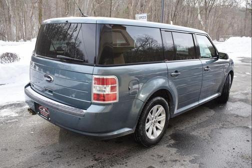 2010 Ford Flex SE