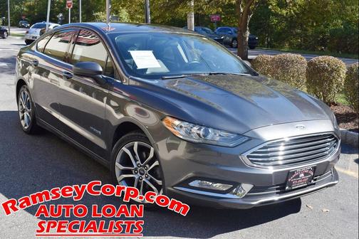 2017 Ford Fusion Hybrid SE
