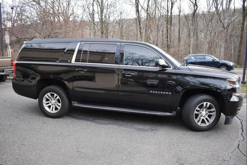 2016 Chevrolet Suburban LT