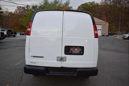2020 Chevrolet Express 2500 RWD 2500 Regular Wheelbase WT