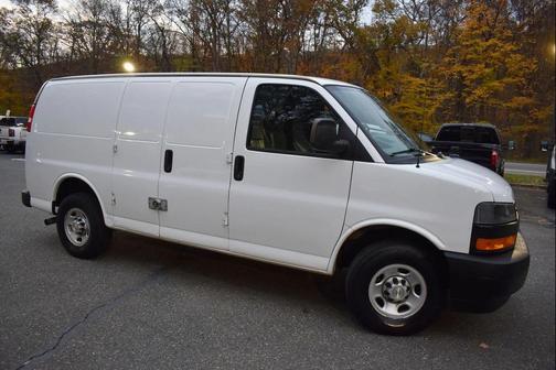 2020 Chevrolet Express 2500 RWD 2500 Regular Wheelbase WT