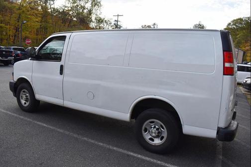 2020 Chevrolet Express 2500 RWD 2500 Regular Wheelbase WT