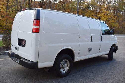 2020 Chevrolet Express 2500 RWD 2500 Regular Wheelbase WT