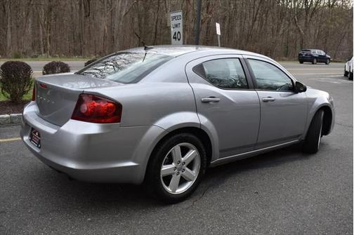 2013 Dodge Avenger SE